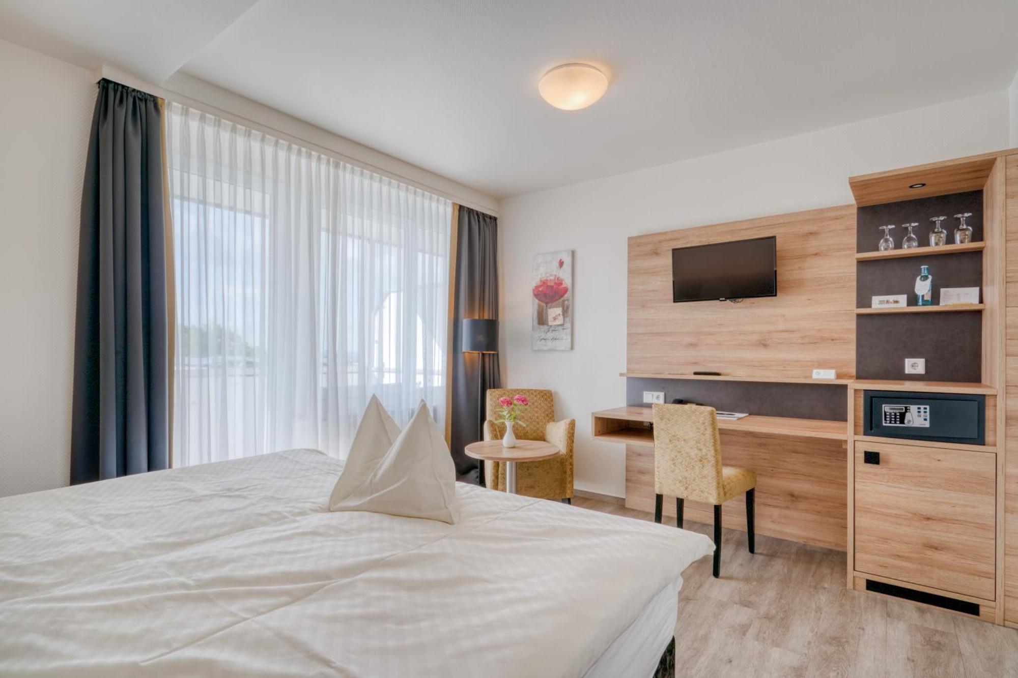 Hotel Wiehen-Therme Hullhorst المظهر الخارجي الصورة
